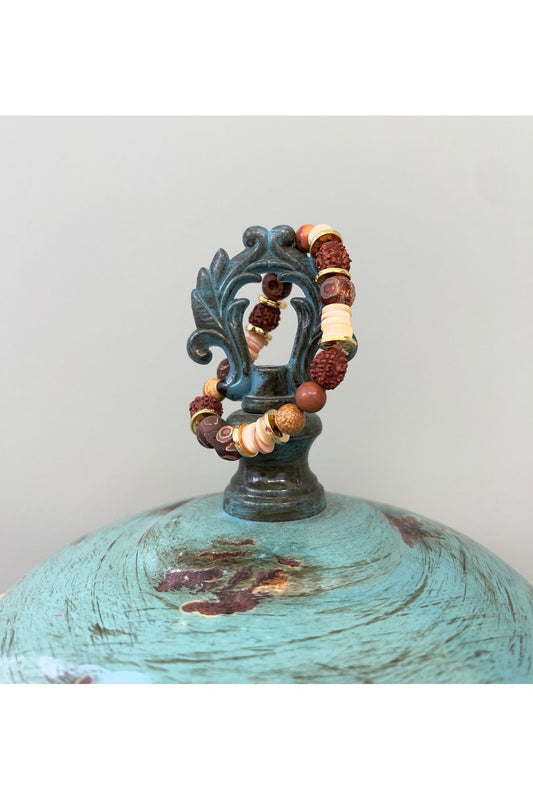 Vannes Bracelet Tibet Akik Taşı,Ruraksha Tohumu ve Doğal Sedefli Bileklik