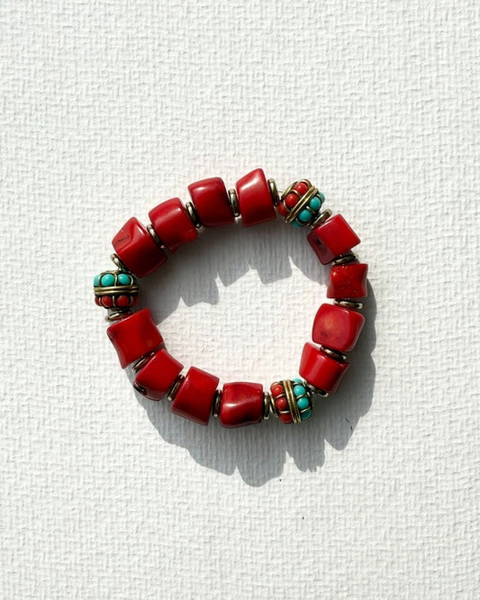 Flow Mercan ve El Yapımı Tibet Boncuklu Bileklik
