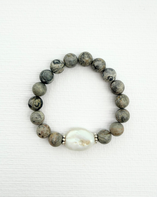 Solune Jesper Taşlı ve Barok İncili Gümüş Bileklik